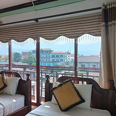 Bountang Mountain View Riverside Hotel Vang Vieng Exterior photo