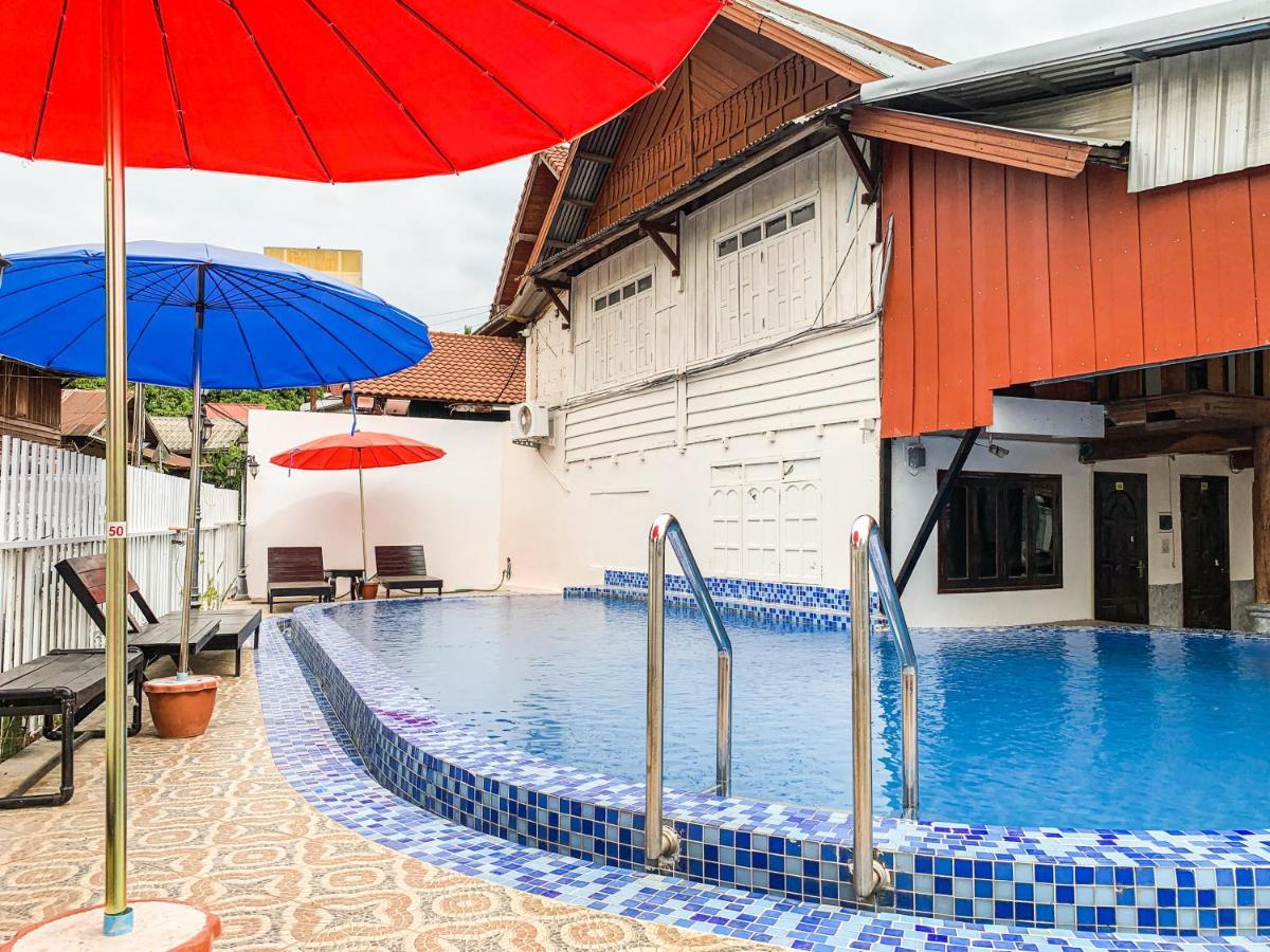Bountang Mountain View Riverside Hotel Vang Vieng Exterior photo